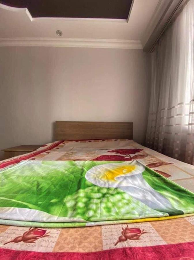 Apartment Dolphin Batumi Esterno foto