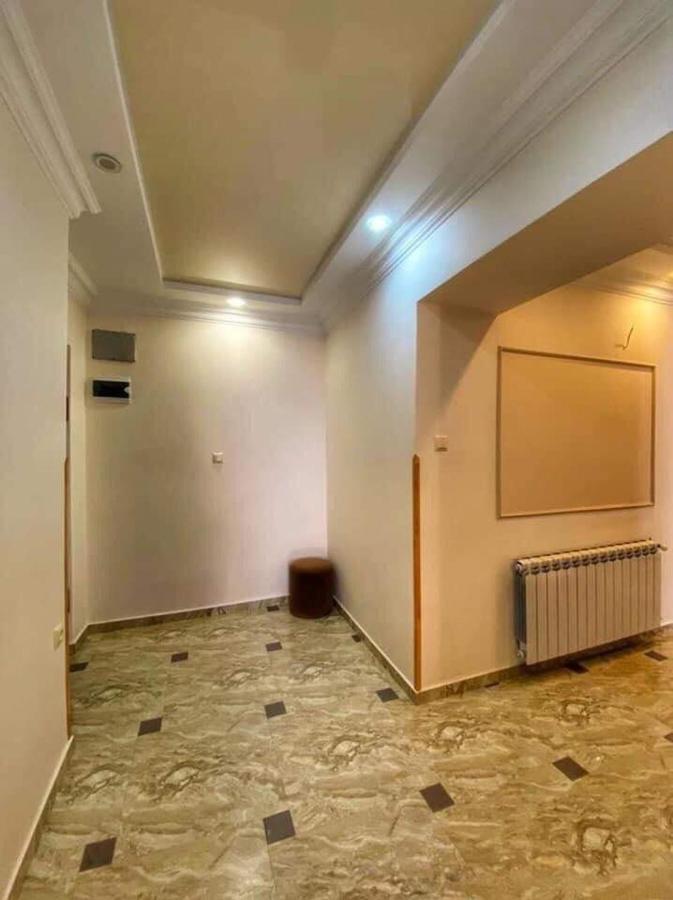 Apartment Dolphin Batumi Esterno foto